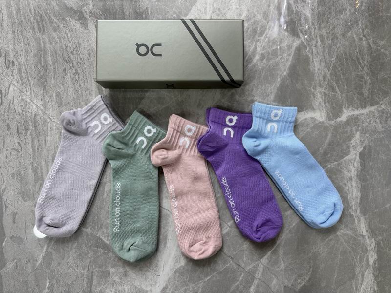 ON Socks 0620